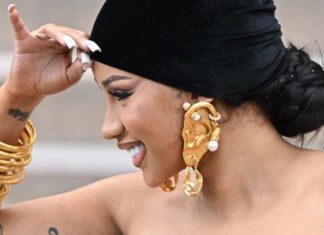 Cardi B Busted A Fan With Her Mic For Throwing A Drink On Her