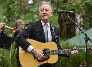 Lyle Lovett and His Big Band: Police in Billings, Montana, are investigating a report of a noose found near band’s tour bus