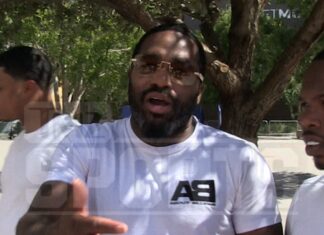 Adrien Broner Apologizes To GF For Vegas Mistake, 'These Bitches Got Nothin' On You'