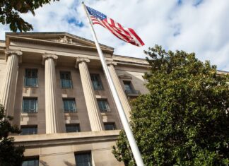 Live Nation Execs Say DOJ Lawsuit Unlikely This Year