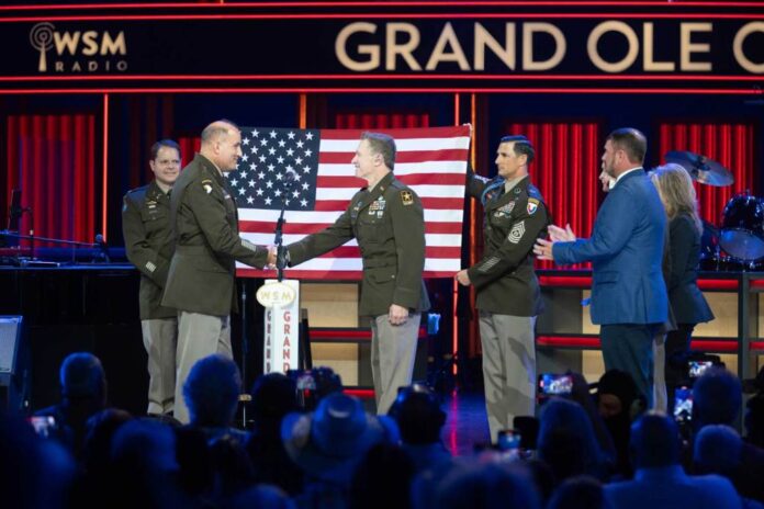 craig-morgan-opry-us-army-reserve-enlistment-credit-grand-ole-opry-photos-by-chris-hollo-billboard-1548.jpg