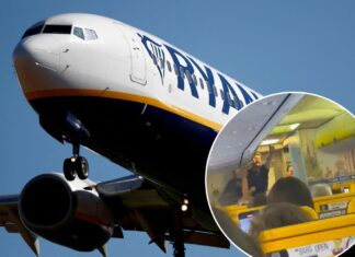 Ryanair passengers furious as man serenades plane