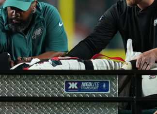 Two Philadelphia Eagles Players Stretchered Off Field After Suffering Scary Injuries