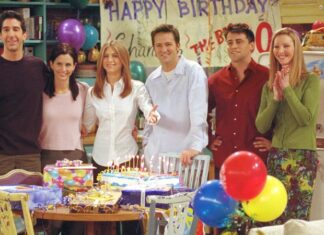 ‘Friends’ writer recalls that it was no ‘dream job’