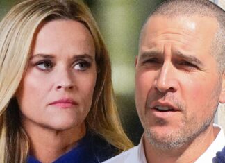 Reese Witherspoon Settles Divorce With Jim Toth