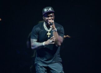 50 Cent Allegedly Hits Fan With Microphone He Threw Offstage