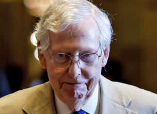 Sen. Mitch McConnell Cleared to Work After Freezing Again, Docs Cite Concussion