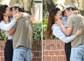 Jeremy Allen White Kisses Ashley Moore During Divorce from Wife