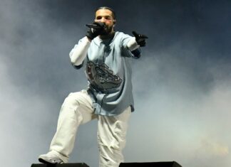 Drake Flashed His New Tupac Crown Ring During Strip Club Interview