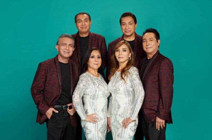 Los-Angeles-Azules-press-2023-billboard-1548.jpg