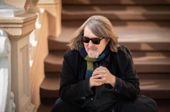 Peter-Case-cr-Ekavara-Kitpowsong-press-2023-billboard-1548.jpg