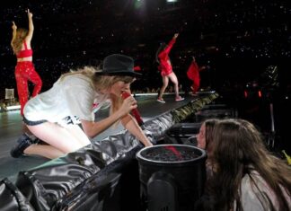 8 Sweetest Moments Between Taylor Swift & Young Swifties on The Eras Tour