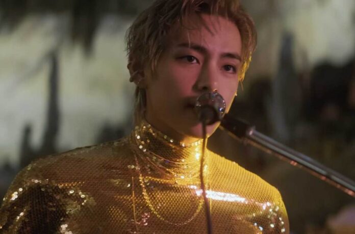 V-Love-Me-Again-Official-MV-screenshot-billboard-1548.jpg