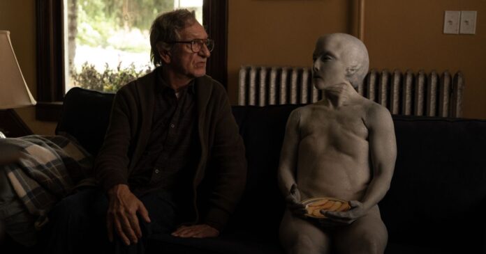ben-kingsley-and-the-alien-in-jules.jpg