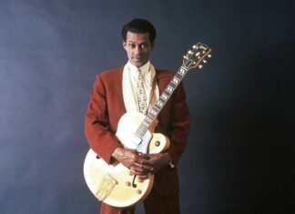 Why is the Internet Archive Streaming Frank Sinatra and Chuck Berry Without a License?