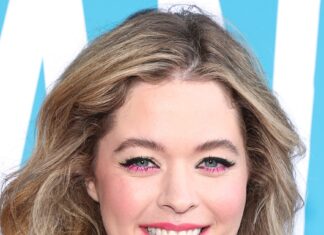PLL's Sasha Pieterse Recalls Gaining 70 Pounds at Age 17