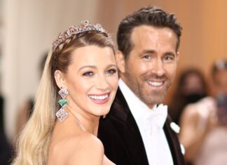 You'll Buzz Over Blake Lively's Latest Photo of "Sexy" Ryan Reynolds