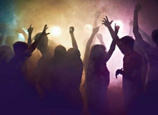 Why Do Dancefloors Foster Intimacy Among Strangers? New Book Explores the Phenomenon of ‘Corporeal Copresence’