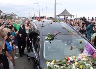 Sinéad O'Connor's Fans Fill Streets in Ireland for Funeral Procession