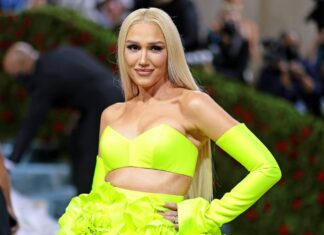 Gwen Stefani Shares Rare Photos of Son Zuma for 15th Birthday Tribute: ‘We Love U’