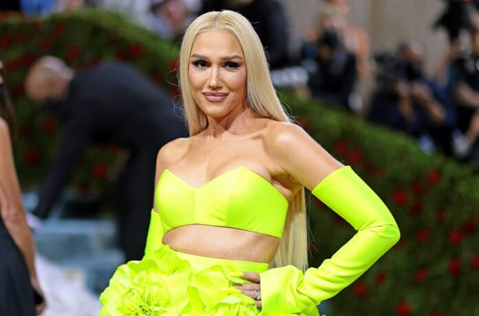 gwen-stefani-met-gala-2022-b-billboard-1548.jpg