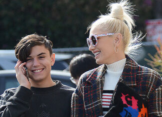 Gwen Stefani’s Son Kingston Sings At Stepdad Blake Shelton’s Bar – Hollywood Life