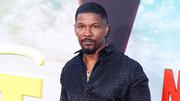 jamie-foxx-smiles-while-playing-pickleball-ss-ftr.jpg