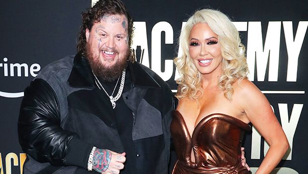 jelly-roll-bunnie-xo-acm-awards-ss-ftr.jpg