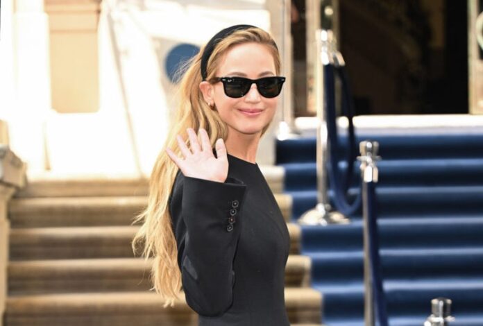 jennifer-lawrence-headbands_feature-800x540.jpg