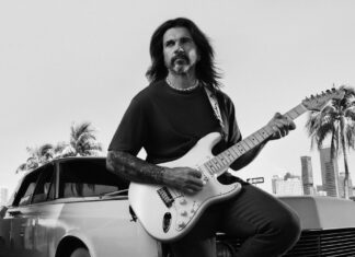 Juanes Gets His Own Signature Fender Guitar & More Uplifting Moments in Latin Music