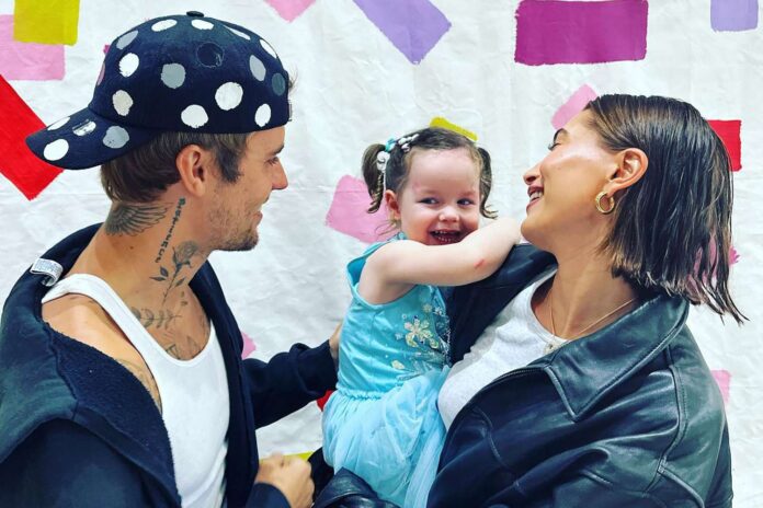 justin-bieber-Hailey-Bieber-082623-080c6eda89f241a7971e05566fbf43ea.jpg