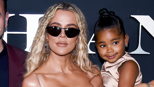 khloe-kardashian-and-true-thompson-in-matching-dresses-ss-ftr.jpg