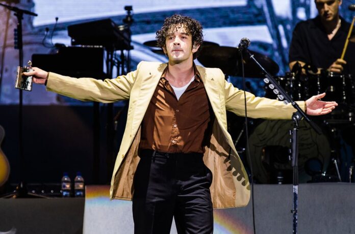 matty-healy-1976-march-2023-billboard-1548.jpg