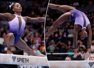 Simone Biles dominates on vault to the lead at U.S. championships
