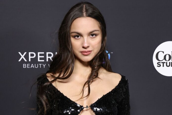 olivia-rodrigo-universal-music-grammys-after-party-celebration-082423-1-bdabc3e944d64754a8690f1b3df3e92e.jpg
