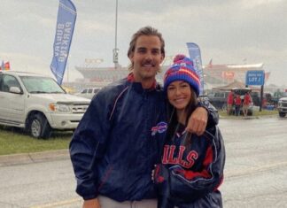 Bachelor in Paradise's Abigail Heringer & Noah Erb Are Engaged