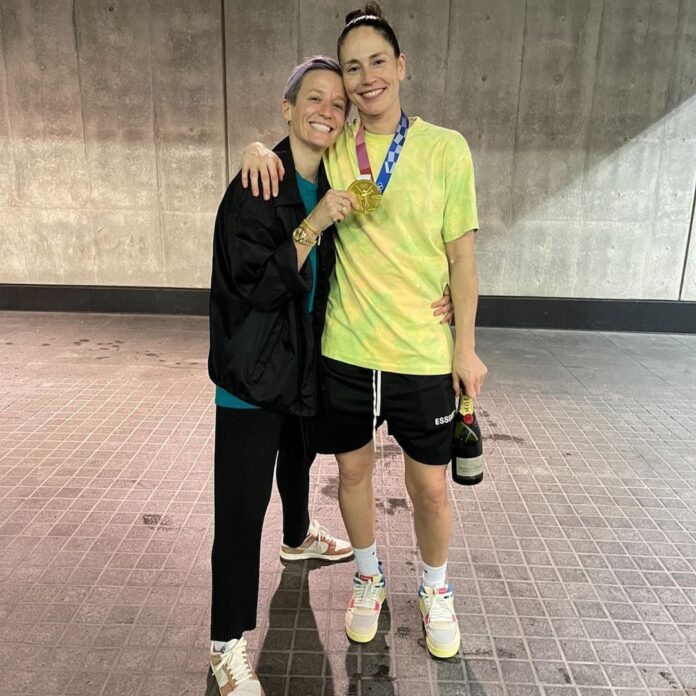 rs_1200x1200-220322143351-1080-sue-bird2-mv-32222.jpg