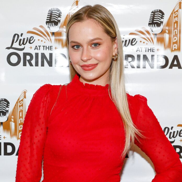 rs_1200x1200-220706125624-1200-Natasha_Bure-Dont_Sweat_the_Small_Stuff_premiere_2021-gj.jpg