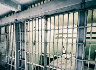 County Agrees to Pay $2.5 Million After Inmate Removes His Eyeballs