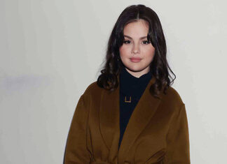 Selena Gomez Admits She Had Surgery After Breaking Her Hand – Hollywood Life