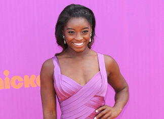 Simone Biles’ Sexiest Social Media Looks: Photos – Hollywood Life
