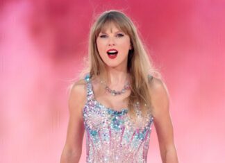 Taylor Swift Surprises ‘Someone Great’ Director With ‘Death By a Thousand Cuts’ Performance in Los Angeles