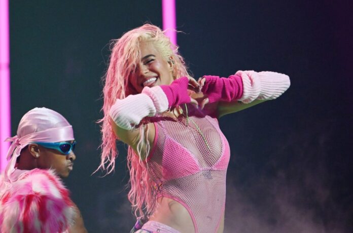 02-Karol-G-2023-vma-show-a-billboard-1548.jpg