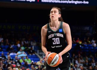 Liberty’s Breanna Stewart sets WNBA’s season scoring record in win
