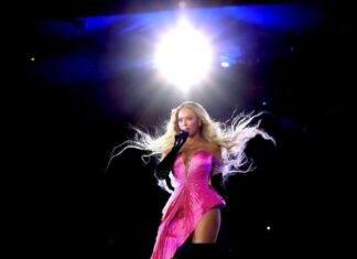 Beyoncé Packs Out L.A. Renaissance Show With A-List Celebs