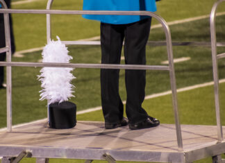 Alabama high school band director tasered by police