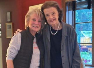 Sen. Dianne Feinstein Posed For Photo Hours Before Her Death