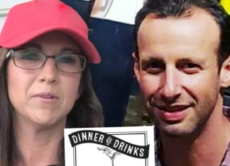 Rep. Lauren Boebert, Theater Date's Bar Flooded with Negative Reviews