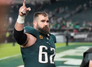 Jason Kelce Says Brother Travis Kelce Is Being a ‘Gentleman’ With Taylor Swift