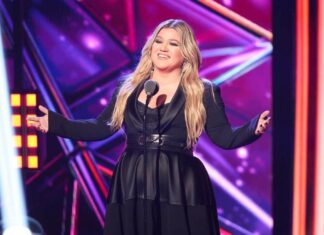 Kelly Clarkson’s ‘Chemistry (Deluxe)’ Has Arrived: Stream It Now